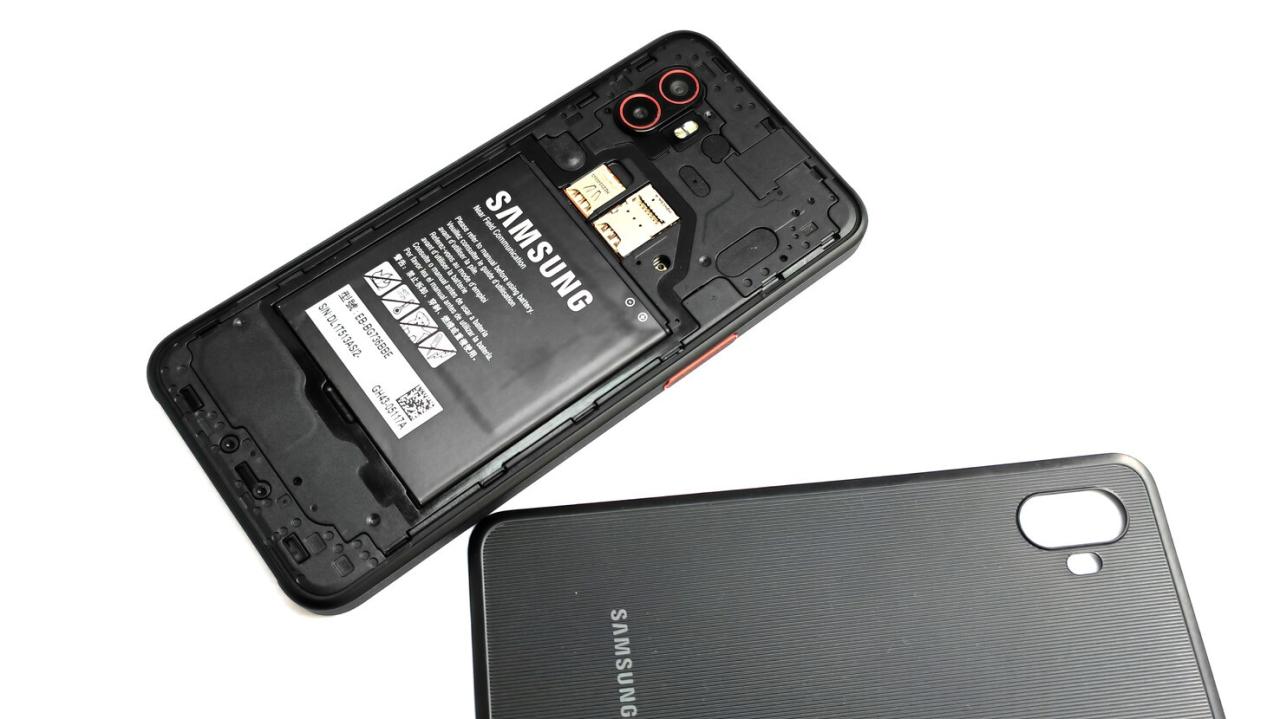 Samsung Rilis Galaxy XCover 4s, HP Tahan Banting dan Air | Gadgetren Samsung Rilis Galaxy XCover 4s, HP Tahan Banting dan Air | Gadgetren