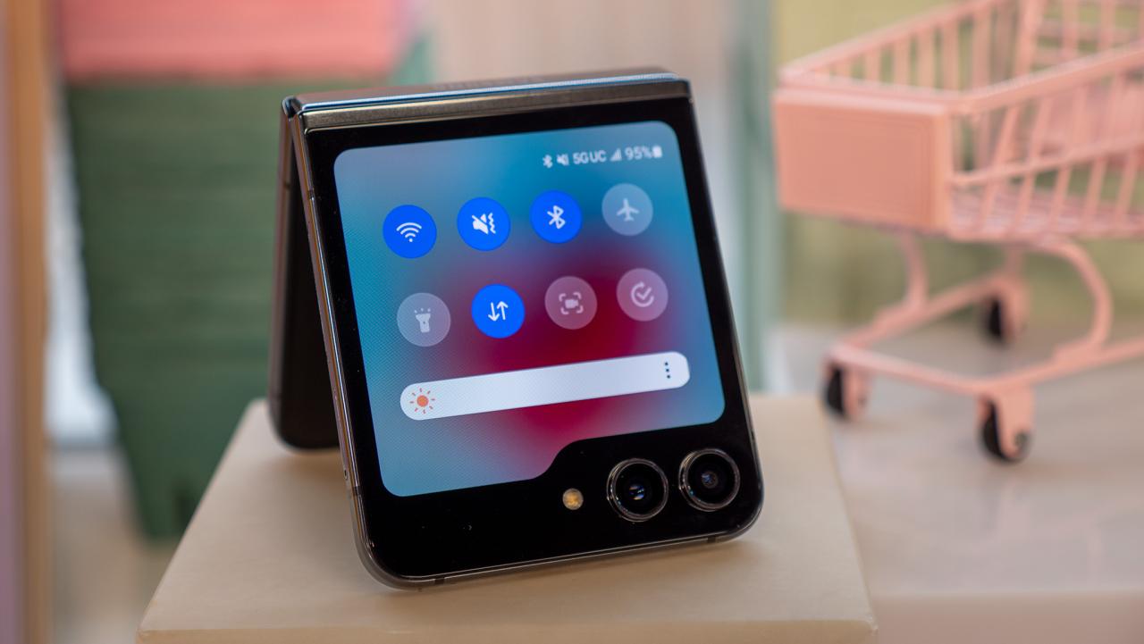 Samsung Galaxy Z Fold 7 first images leak — here's what they reveal ... Samsung Galaxy Z Fold 7 first images leak — here's what they reveal ...